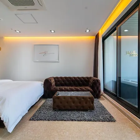 Bluemango Poolvilla & Resort Yeosu Exterior photo