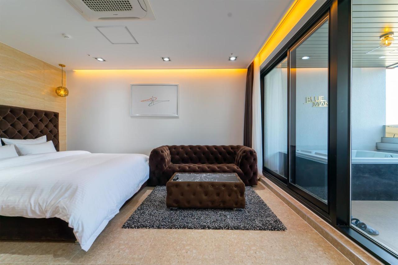 Bluemango Poolvilla & * Yeosu